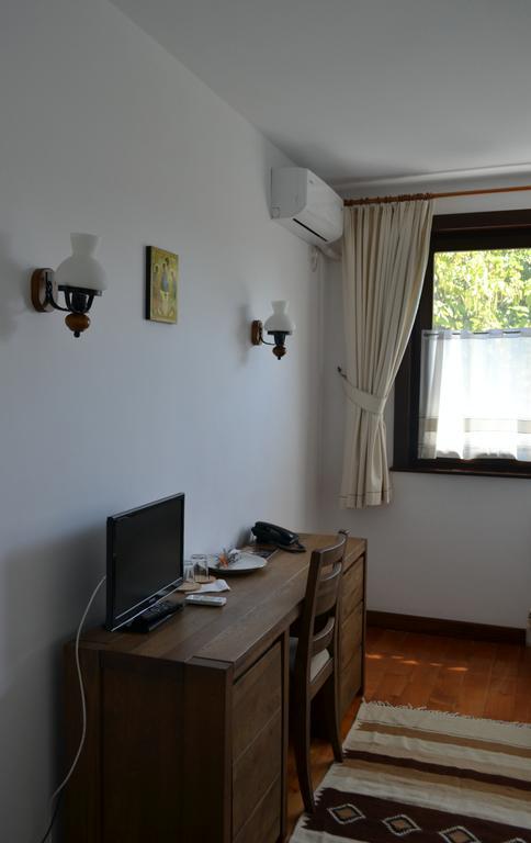 Casa De Oaspeti Sfantul Nicolae Iasi Ngoại thất bức ảnh
