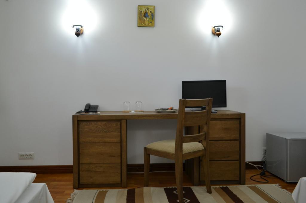 Casa De Oaspeti Sfantul Nicolae Iasi Ngoại thất bức ảnh